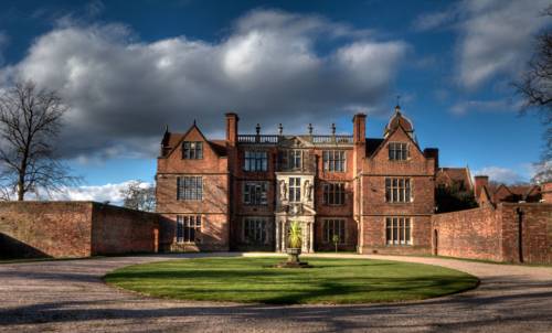 Castle Bromwich Hall; Sure Hotel Collection by Best Western reception